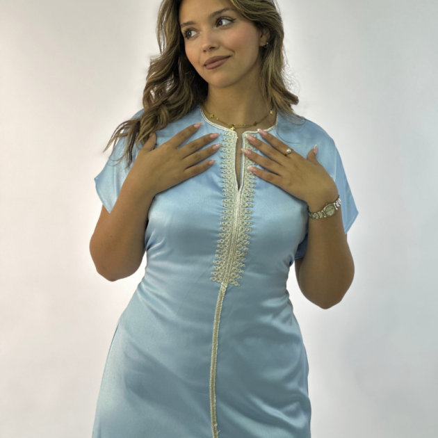 robe nesma