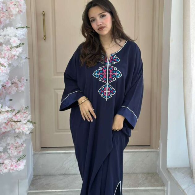 Robe Nour bleu nuit